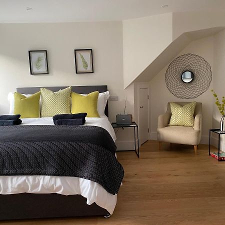 New Studio Apartment - Minutes Walk To Cathedral Salisbury Exterior foto