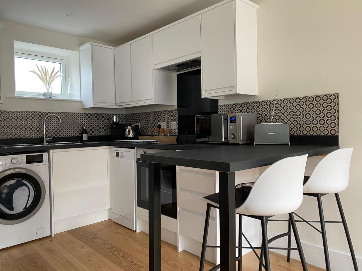 New Studio Apartment - Minutes Walk To Cathedral Salisbury Exterior foto