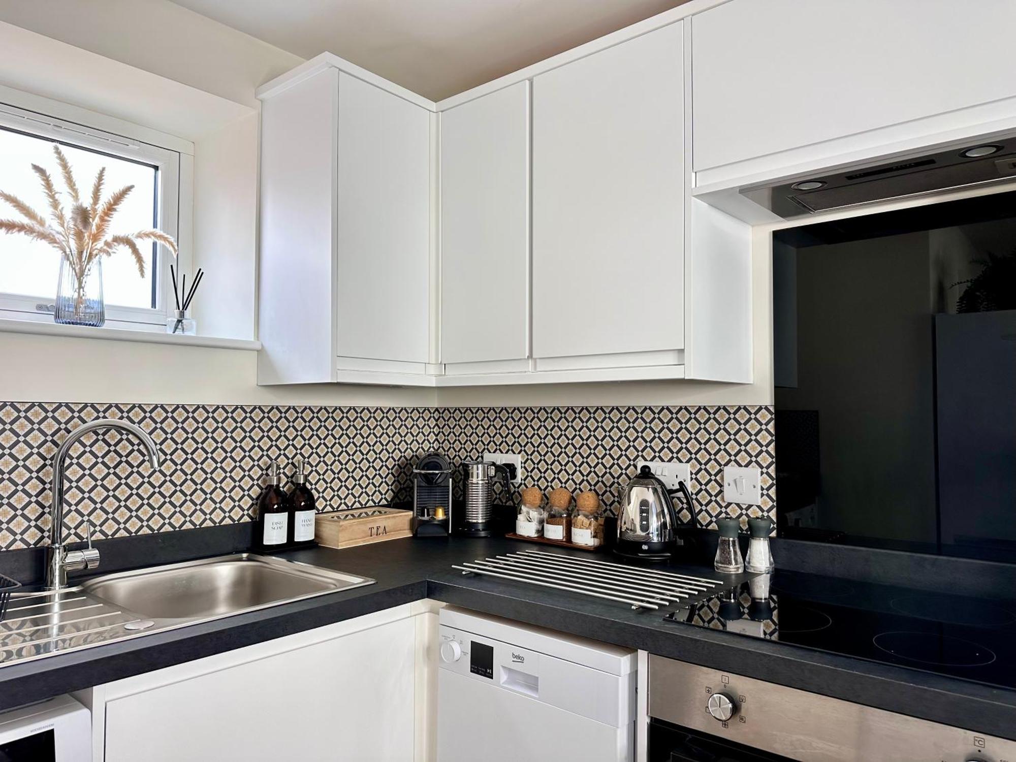 New Studio Apartment - Minutes Walk To Cathedral Salisbury Exterior foto